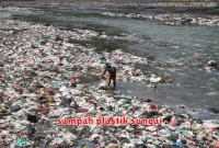 sampah plastik sungai